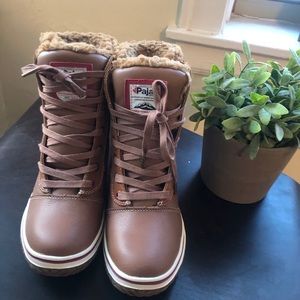 Men’s NWOT Pajar winter boots with zip up sides